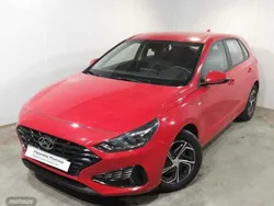 Engine red Usado 2024 Hyundai i30 | 20.190 € (Precio justo)
