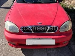 Rojo Usado 2000 Chevrolet Lanos SE Berlina | 900 €