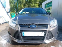 Gris / plata Usado 2013 Ford Focus Berlina | 5000 € (Precio justo)