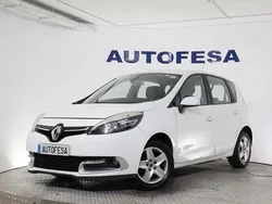 Blanco Usado 2015 Renault Scénic III Monovolumen | 7350 € (Precio justo)