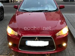 Rojo Usado 2010 Mitsubishi Lancer Sportback Invite Berlina | 4500 €