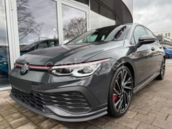 Gris / plata Usado 2022 VW Golf VIII GTI Clubsport Berlina | 34.990 € (Buen precio)