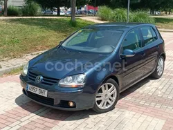 Azul Usado 2006 VW Golf V Highline Berlina | 4495 € (Precio justo)