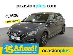 Gris Usado 2022 Hyundai i30 Berlina | 16.090 € (Precio justo)