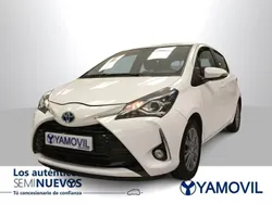 Blanco Usado 2017 Toyota Yaris Hybrid Active Berlina | 15.750 € (Un poco caro)