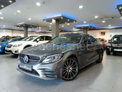 Gris / plata Usado 2018 Mercedes C300 Coupe | 34.990 € (Un poco caro)