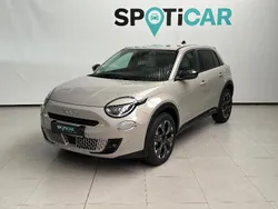 Beige Usado 2024 Fiat 600 | 29.990 €