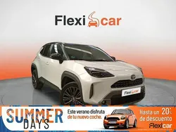 Blanco Usado 2022 Toyota Yaris Hybrid | 23.490 € (Caro)