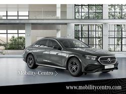 Gris Nuevo 2025 Mercedes E200 Berlina | 67.305 € (Precio justo)