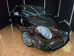 Negro Usado 2011 Alfa Romeo MiTo Quadrifoglio Verde Utilitario | 5690 € (Precio justo)