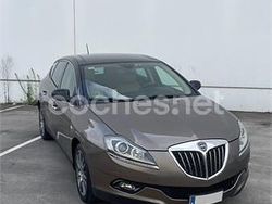 Beige Usado 2010 Lancia Delta Berlina | 9000 €