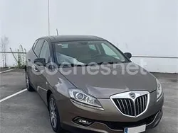 Beige Usado 2010 Lancia Delta Berlina | 9800 €