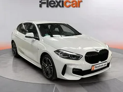 Blanco Usado 2024 BMW 118 Utilitario | 25.990 € (Precio justo)