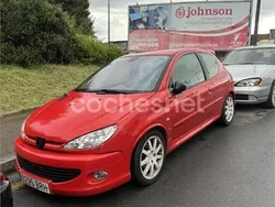Rojo Usado 2001 Peugeot 206 GTi Berlina | 4200 € (Un poco caro)