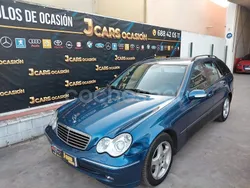 Azul Usado 2004 Mercedes C270 Avantgarde Familiar | 3499 € (Precio justo)