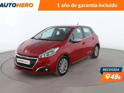 Rojo Usado 2018 Peugeot 208 Allure Utilitario | 9199 € (Precio justo)