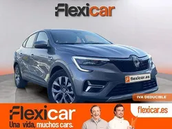 Gris / plata Usado 2024 Renault Arkana Evolution SUV | 26.990 € (Precio justo)