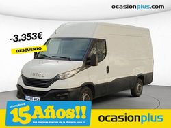 Blanco Usado 2023 Iveco Daily Berlina | 30.290 € (Precio justo)