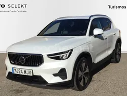 Blanco Usado 2023 Volvo XC40 Core SUV | 36.300 € (Precio justo)