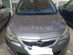 Verde Usado 2010 Opel Astra Cosmo Berlina | 4995 € (Precio justo)