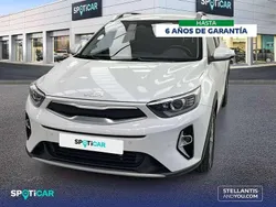 Gris Usado 2024 Kia Stonic SUV | 18.600 € (Precio justo)