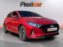 Rojo Usado 2022 Hyundai i20 Berlina | 16.990 € (Buen precio)