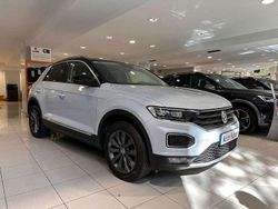 Blanco Usado 2018 VW T-Roc Sportline SUV | 26.900 € (Un poco caro)