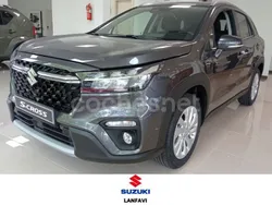 Gris / plata Usado 2023 Suzuki SX4 S-Cross SUV | 29.600 € (Caro)