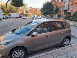 Marrón Usado 2010 Renault Scénic III Monovolumen | 4500 € (Buen precio)