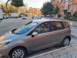Marrón Usado 2010 Renault Scénic III Monovolumen | 4500 € (Precio justo)