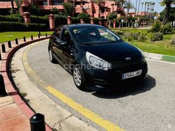 Negro Usado 2016 Kia Rio Berlina | 6500 € (Buen precio)