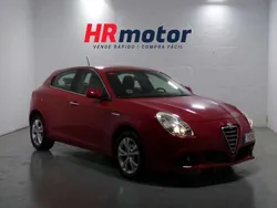 Rojo Usado 2012 Alfa Romeo Giulietta Distinctive Utilitario | 8650 € (Precio justo)