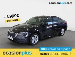 Negro Usado 2021 Skoda Octavia Active Berlina | 20.900 € (Precio justo)