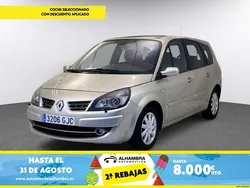 Beige Usado 2009 Renault Grand Scénic III Dynamique Monovolumen | 7290 € (Un poco caro)