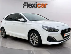 Blanco Usado 2019 Hyundai i30 Berlina | 13.290 € (Precio justo)