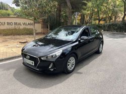 Negro Usado 2018 Hyundai i30 Utilitario | 10.900 € (Precio justo)