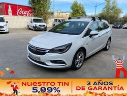 Blanco Usado 2017 Opel Astra Excellence Familiar | 9806 € (Precio justo)