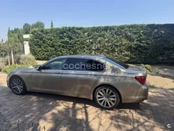 Beige Usado 2013 BMW 740L Berlina | 17.800 €