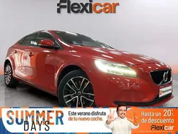 Rojo Usado 2018 Volvo V40 Familiar | 14.490 € (Precio justo)