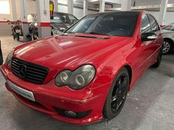 Rojo Usado 2005 Mercedes C180 Elegance Berlina | 3800 € (Super precio)