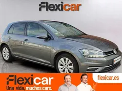 Amarillo Usado 2018 VW Golf VII Advance Berlina | 15.390 €