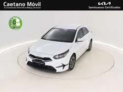 Blanco Usado 2024 Kia Ceed Utilitario | 18.990 € (Precio justo)