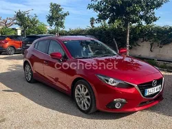Rojo Usado 2015 Mazda 3 Berlina | 10.900 € (Buen precio)