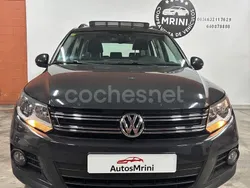 Gris / plata Usado 2015 VW Tiguan Business SUV | 11.999 € (Precio justo)