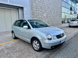 Gris / plata Usado 2004 VW Polo Trendline Berlina | 3500 € (Un poco caro)