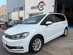 Blanco Usado 2017 VW Touran Advance Monovolumen | 16.490 € (Un poco caro)