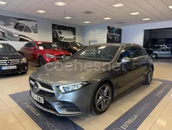 Gris / plata Usado 2019 Mercedes A200 Berlina | 24.900 € (Precio justo)