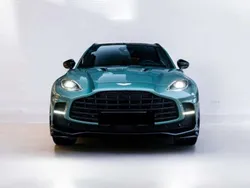 Verde Nuevo 2025 Aston Martin DBX 707 SUV | 207.000 €