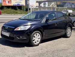 Negro Usado 2009 Ford Focus Trend Utilitario | 4990 € (Precio justo)