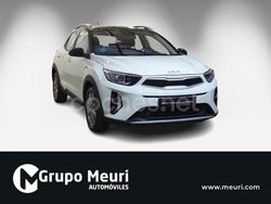 Blanco Usado 2022 Kia Stonic Plus SUV | 16.950 € (Precio justo)
